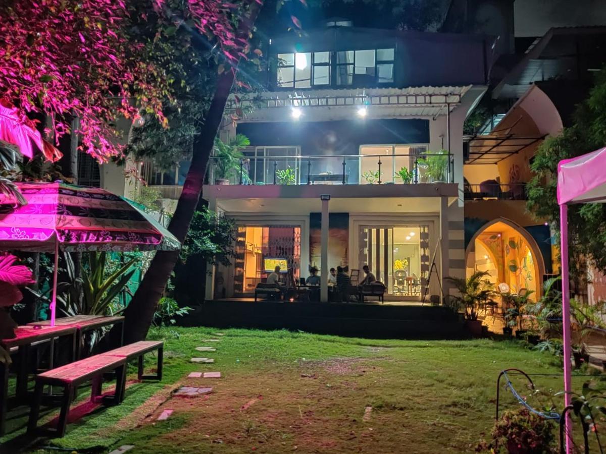 Хостел Urban Nomads Pune Riverside Colive Cowork Екстер'єр фото