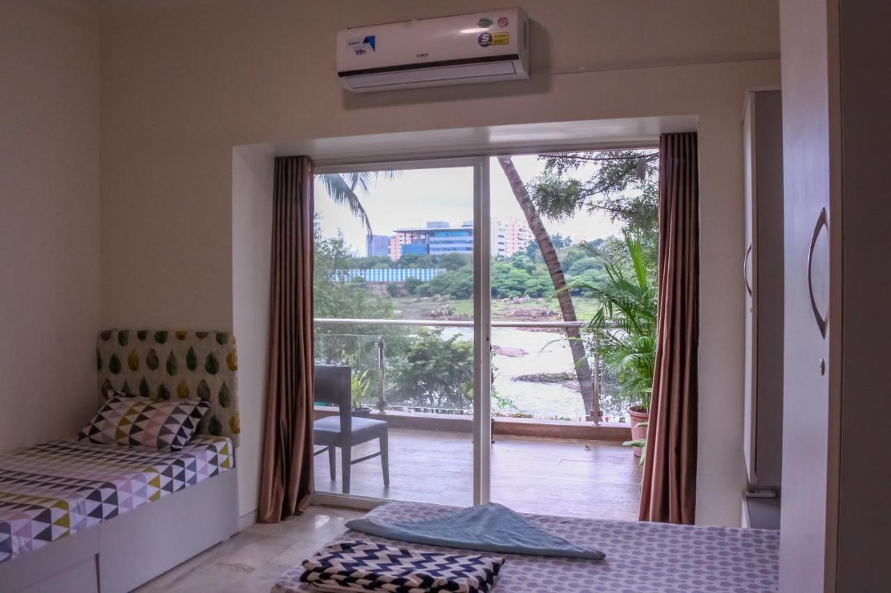 Хостел Urban Nomads Pune Riverside Colive Cowork Екстер'єр фото