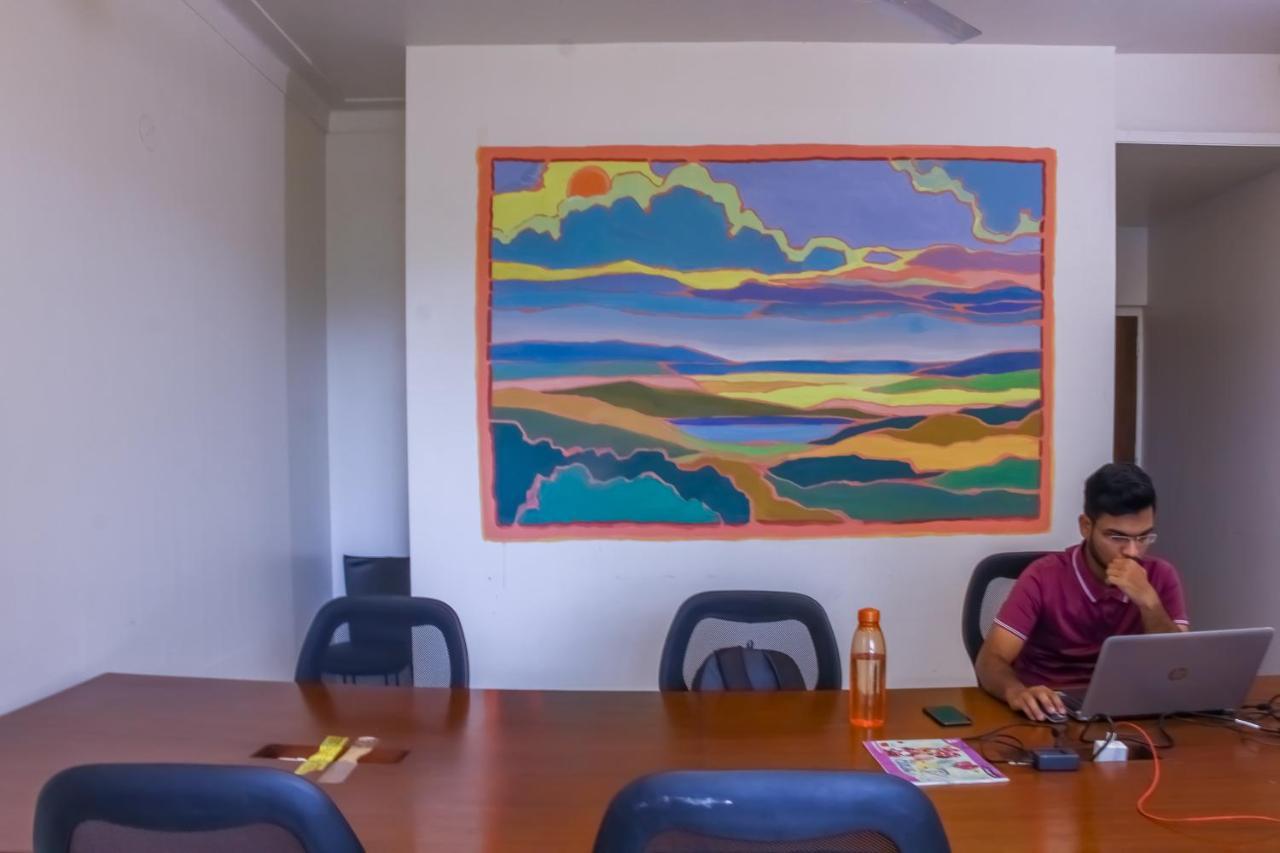 Хостел Urban Nomads Pune Riverside Colive Cowork Екстер'єр фото