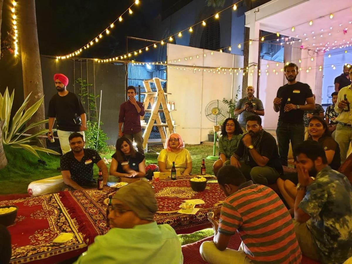 Хостел Urban Nomads Pune Riverside Colive Cowork Екстер'єр фото