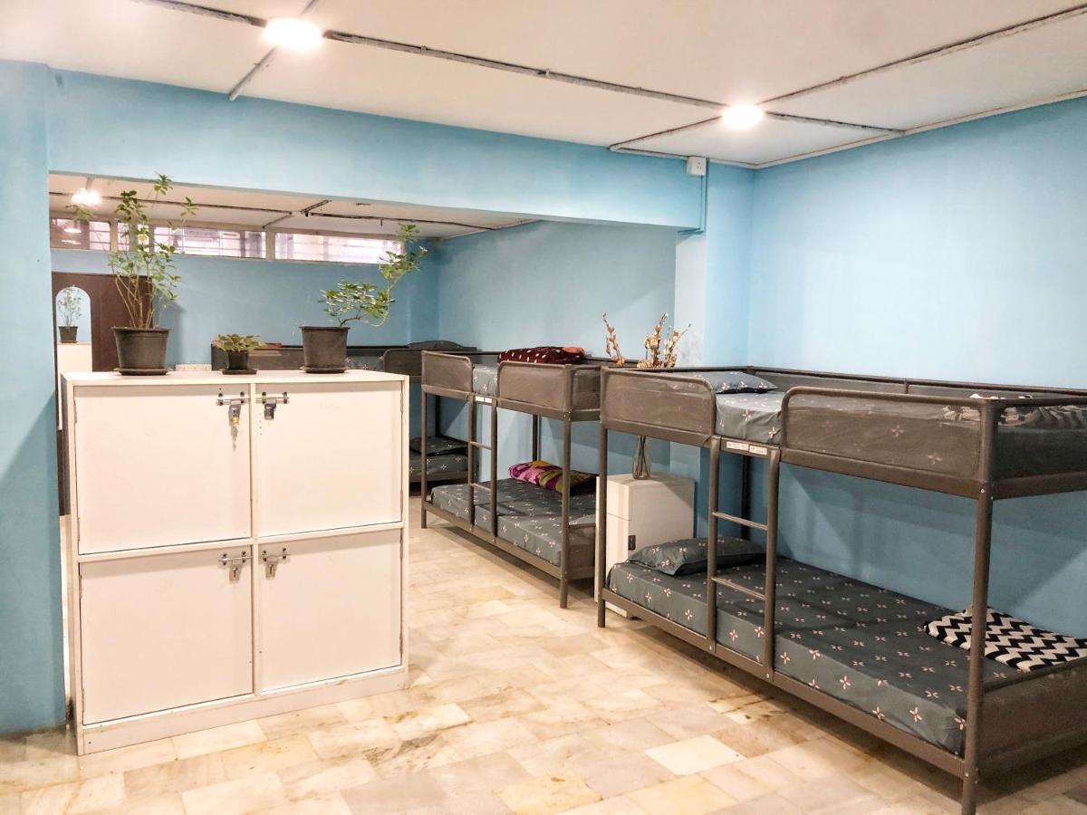Хостел Urban Nomads Pune Riverside Colive Cowork Екстер'єр фото