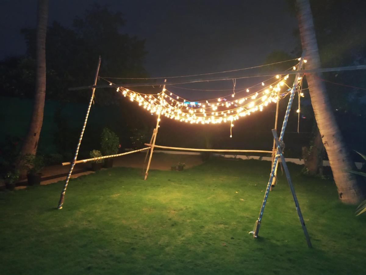 Хостел Urban Nomads Pune Riverside Colive Cowork Екстер'єр фото